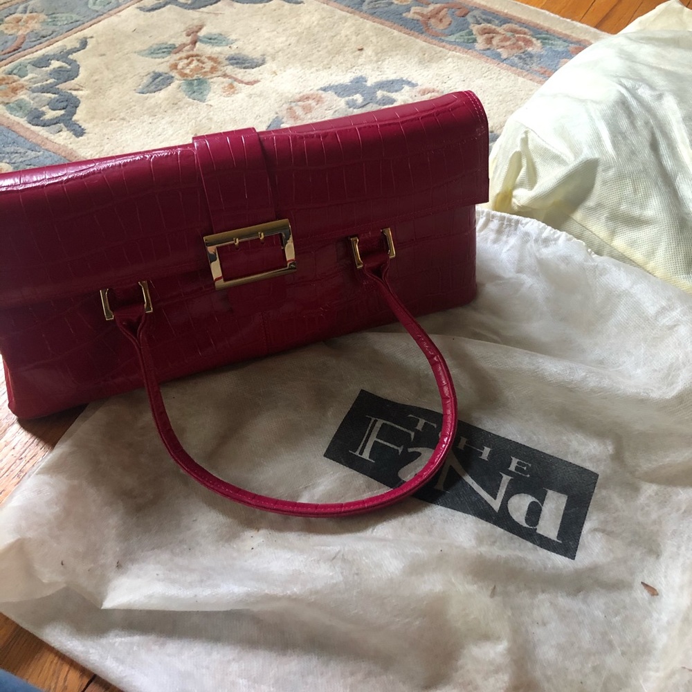 The Find Fuchsia handbag - Picture 2 of 2